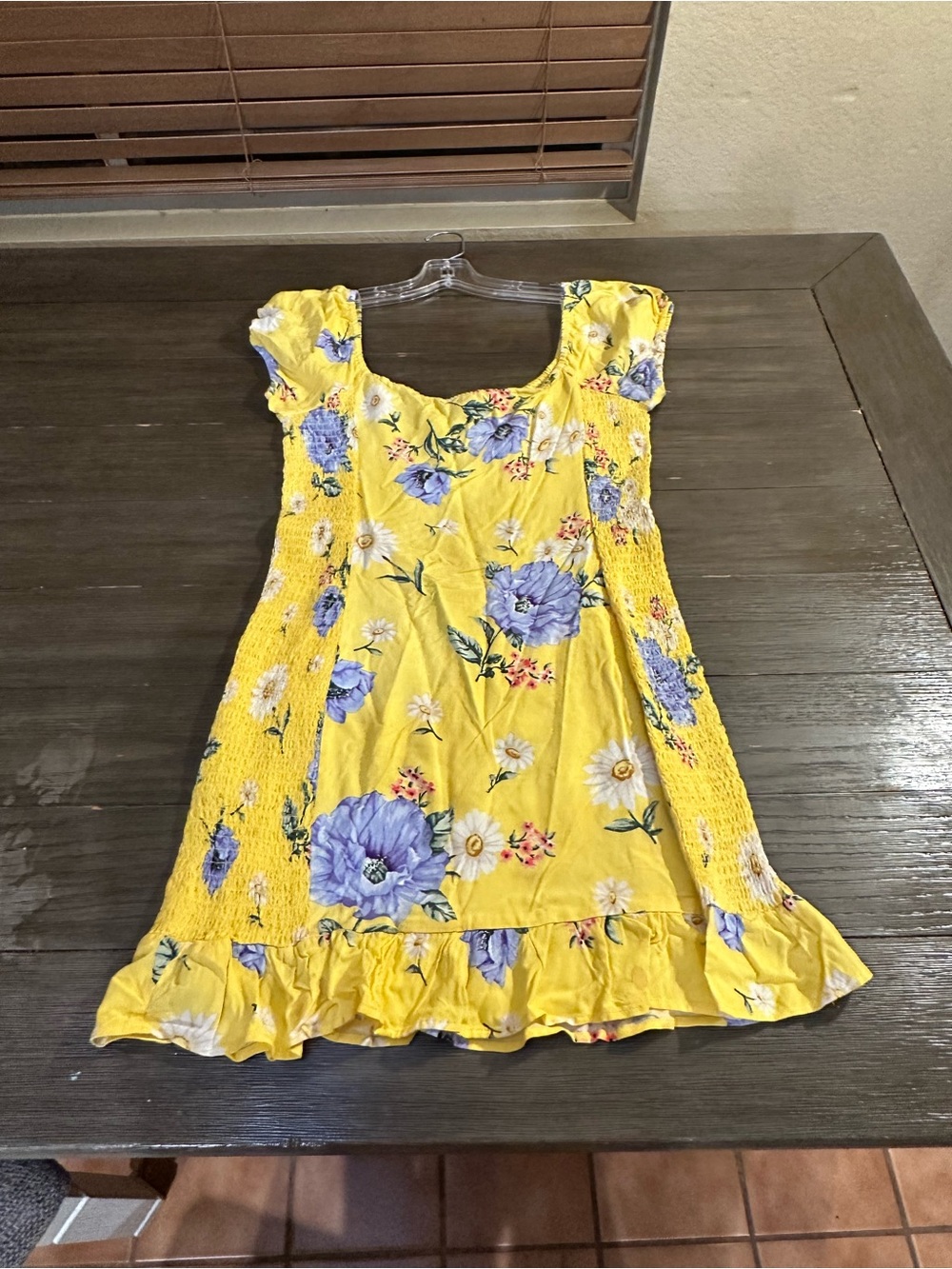 Sz Lg Yellow Floral Womens Dress - Smocked Cap Sleeve